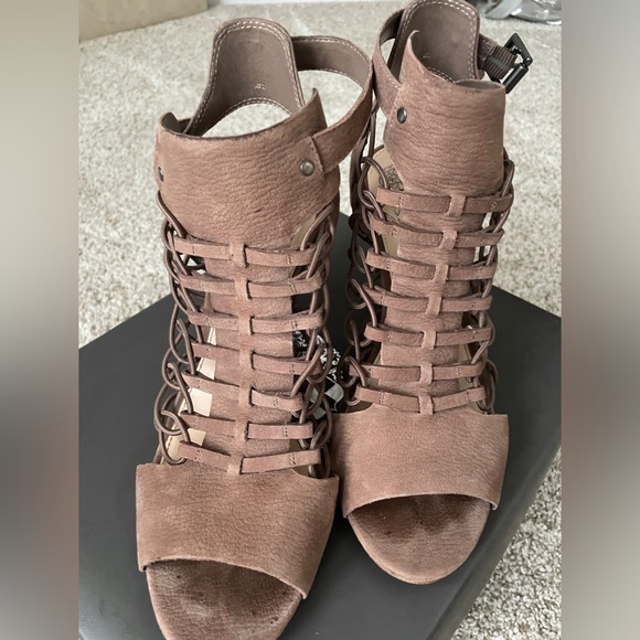 Vince Camuto Evel Caged Sandal Open Toe size 8.5 - Picture 4 of 11